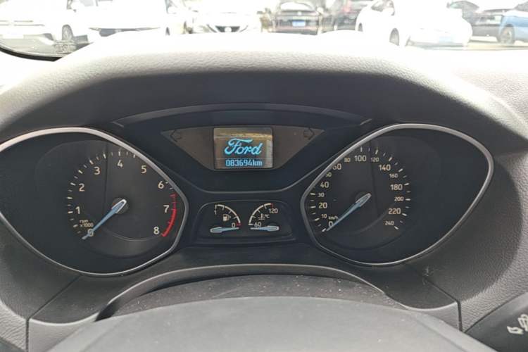 Used Ford Focus 2017 Hatchback EcoBoost 125 Automatic - Ultra-Powerful Style Edition with Smart Drive Features Instrument Cluster