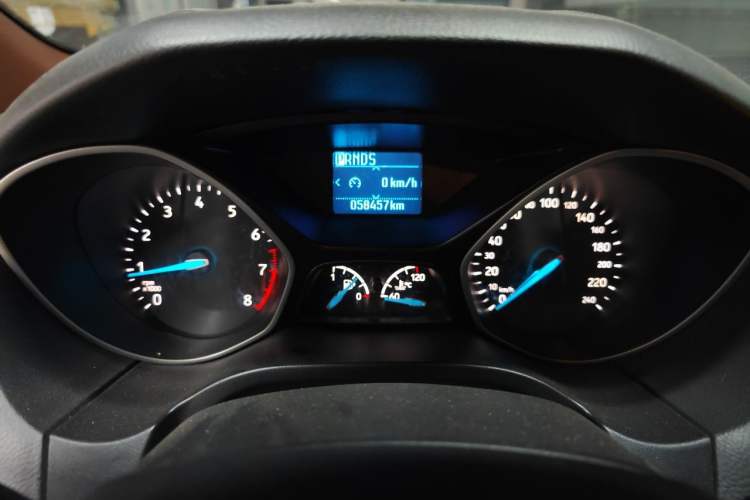 Used Ford Focus 2017 Sedan 1.6L Automatic Comfort Plus SmartDrive Edition Instrument Cluster