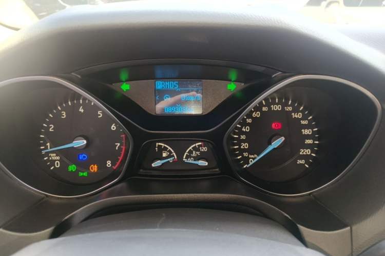 Used Ford Focus 2017 Sedan EcoBoost 125 Automatic Supreme Style SmartDrive Edition Instrument Cluster