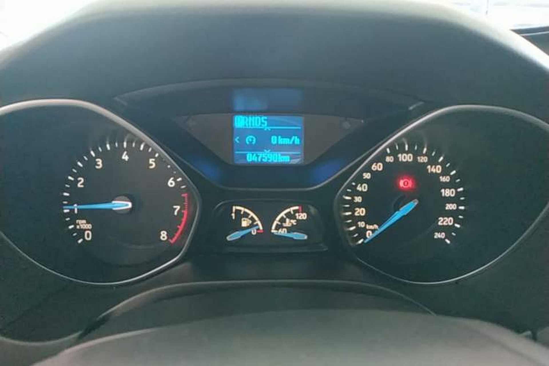 Used Ford Focus 2017 Hatchback EcoBoost 125 Automatic - Ultra-Powerful Style Edition with Smart Drive Features Instrument Cluster