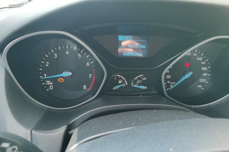 Used Ford Focus 2017 Hatchback 1.6L Automatic Comfort Plus SmartDrive Edition Instrument Cluster