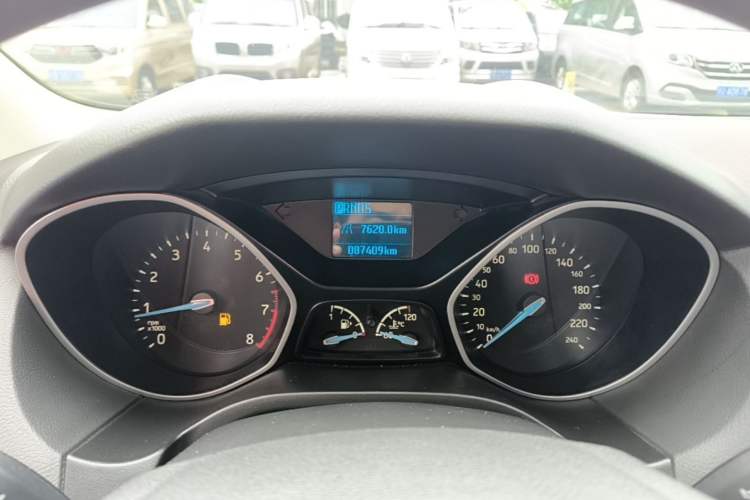 Used Ford Focus 2017 Hatchback 1.6L Automatic Comfort Plus SmartDrive Edition Instrument Cluster