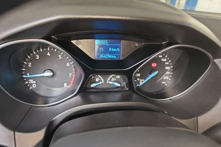 Used Ford Focus 2017 Hatchback 1.6L Automatic Fashion Edition Smart Drive Version Instrument Cluster