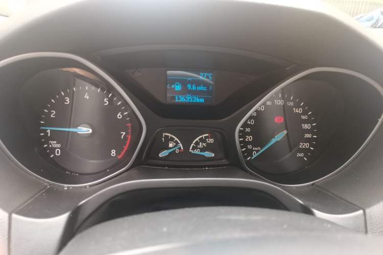 Used Ford Focus 2017 Hatchback 1.6L Manual Fashion Edition SmartDrive Version Instrument Cluster