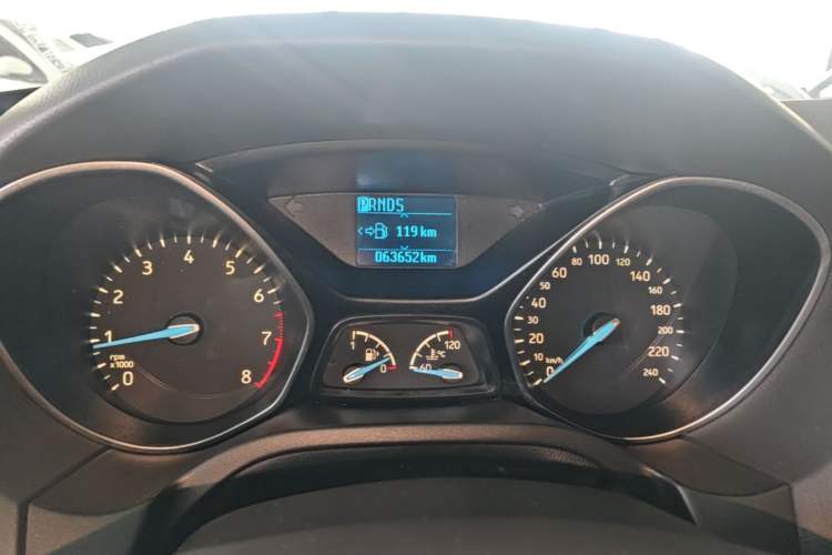 Used Ford Focus 2017 Hatchback 1.6L Automatic Fashion Edition Smart Drive Version Instrument Cluster