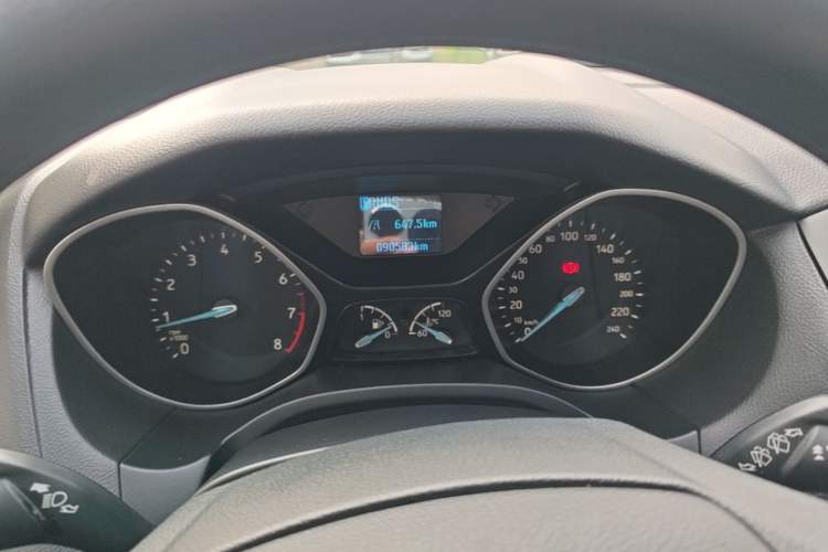Used Ford Focus 2017 Hatchback 1.6L Automatic Comfort Plus SmartDrive Edition Instrument Cluster