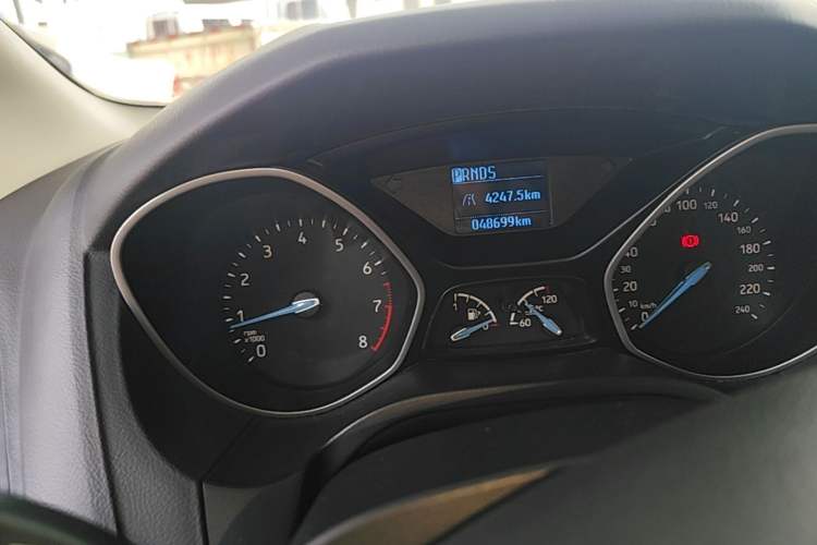 Used Ford Focus 2017 Hatchback 1.6L Automatic Comfort Plus SmartDrive Edition Instrument Cluster