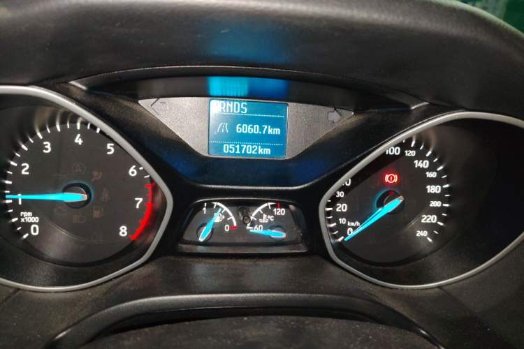 Used Ford Focus 2017 Sedan 1.6L Automatic Comfort Plus SmartDrive Edition Instrument Cluster