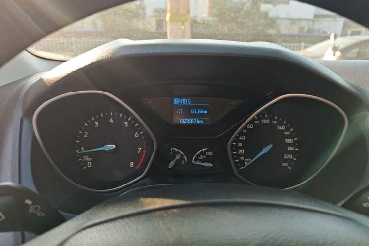 Used Ford Focus 2017 Sedan 1.6L Automatic Comfort Plus SmartDrive Edition Instrument Cluster