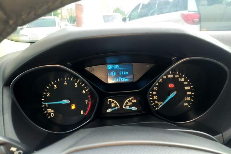 Used Ford Focus 2017 Hatchback 1.6L Automatic Fashion Edition Smart Drive Version Instrument Cluster