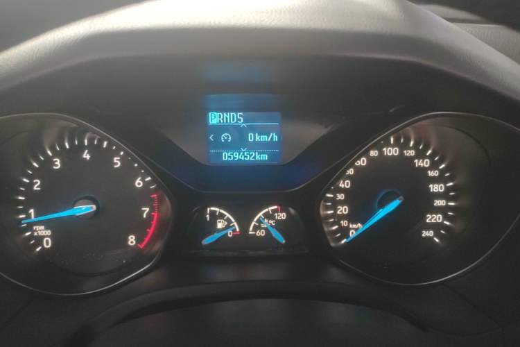 Used Ford Focus 2017 Hatchback 1.6L Automatic Fashion Edition Smart Drive Version Instrument Cluster