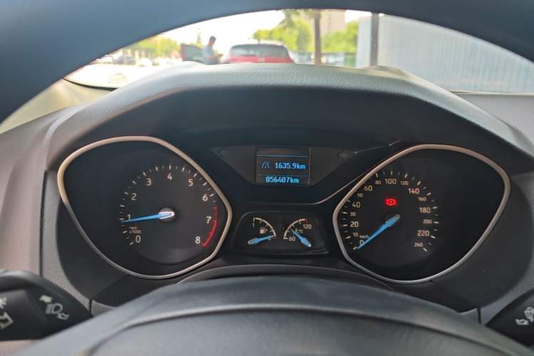 Used Ford Focus 2017 Hatchback 1.6L Manual Comfort Plus SmartDrive Edition Instrument Cluster