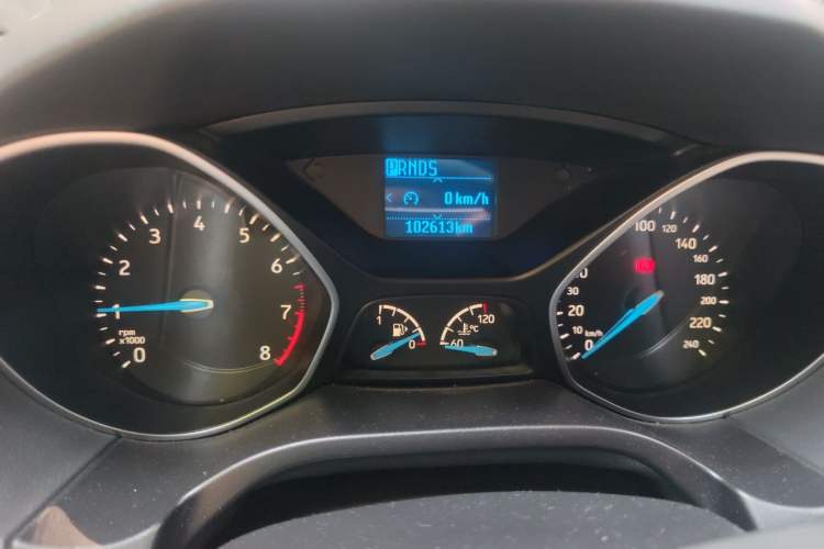 Used Ford Focus 2017 Sedan EcoBoost 125 Automatic Supreme Style SmartDrive Edition Instrument Cluster