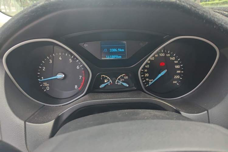 Used Ford Focus 2017 Hatchback 1.6L Manual Comfort Plus SmartDrive Edition Instrument Cluster