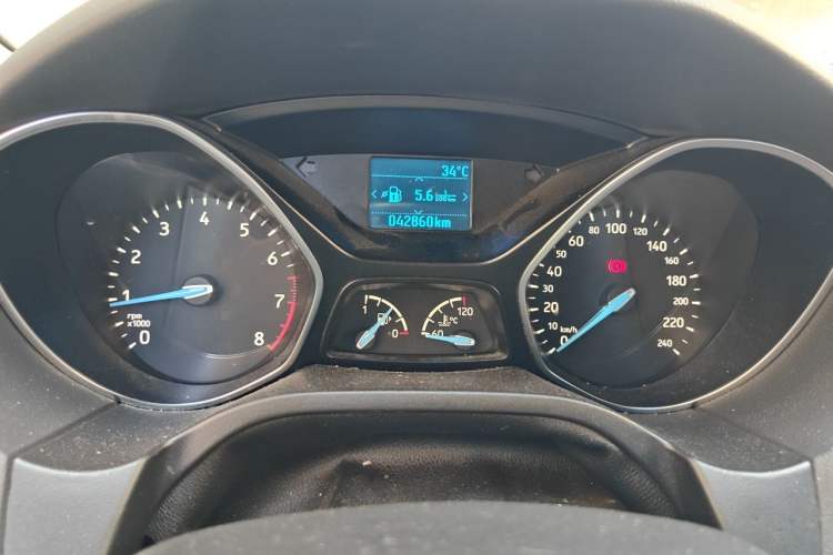 Used Ford Focus 2017 Sedan 1.6L Manual Fashion Edition Smart Drive Version Instrument Cluster