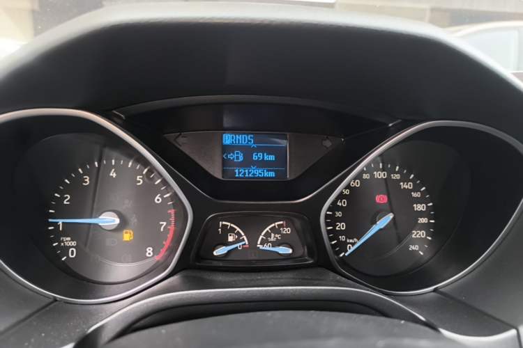 Used Ford Focus 2017 Hatchback 1.6L Automatic Fashion Edition Smart Drive Version Instrument Cluster