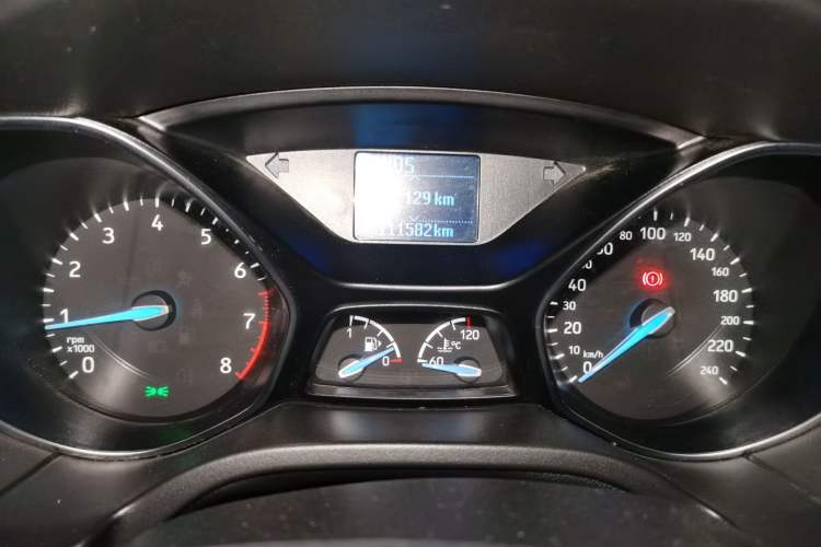 Used Ford Focus 2017 Hatchback 1.6L Automatic Fashion Edition Smart Drive Version Instrument Cluster