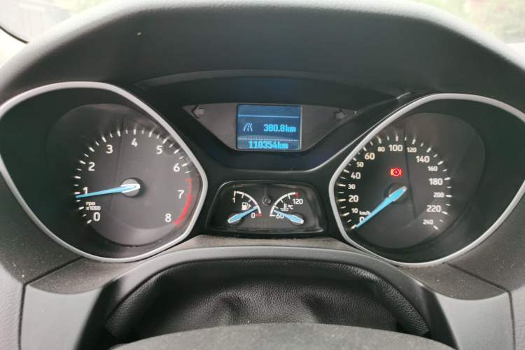 Used Ford Focus 2017 Hatchback 1.6L Manual Comfort Plus SmartDrive Edition Instrument Cluster