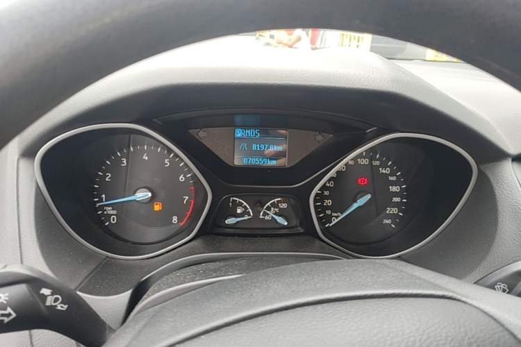 Used Ford Focus 2017 Sedan 1.6L Automatic Comfort Plus SmartDrive Edition Instrument Cluster