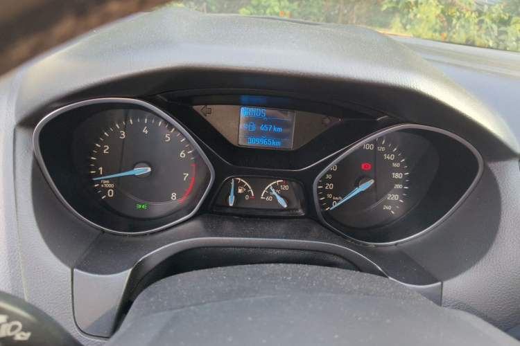 Used Ford Focus 2017 Sedan 1.6L Automatic Fashion Edition Smart Drive Version Instrument Cluster