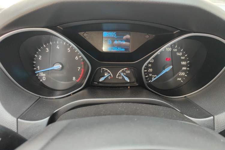 Used Ford Focus 2017 Sedan 1.6L Automatic Fashion Edition Smart Drive Version Instrument Cluster