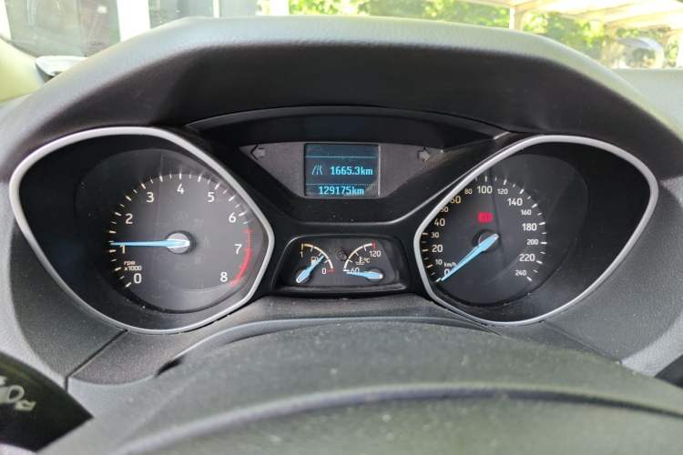 Used Ford Focus 2017 Sedan 1.6L Manual Comfort Plus SmartDrive Edition Instrument Cluster
