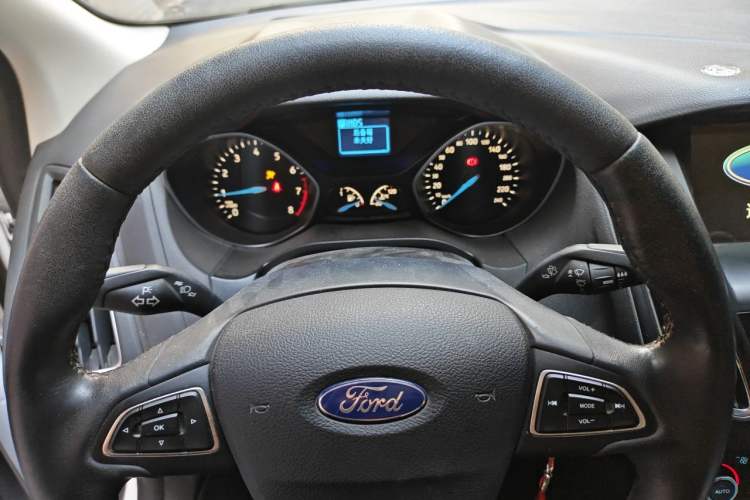 Used Ford Focus 2017 Sedan 1.6L Automatic Fashion Edition Smart Drive Version Instrument Cluster