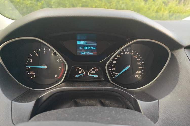Used Ford Focus 2017 Sedan 1.6L Automatic Comfort Plus SmartDrive Edition Instrument Cluster