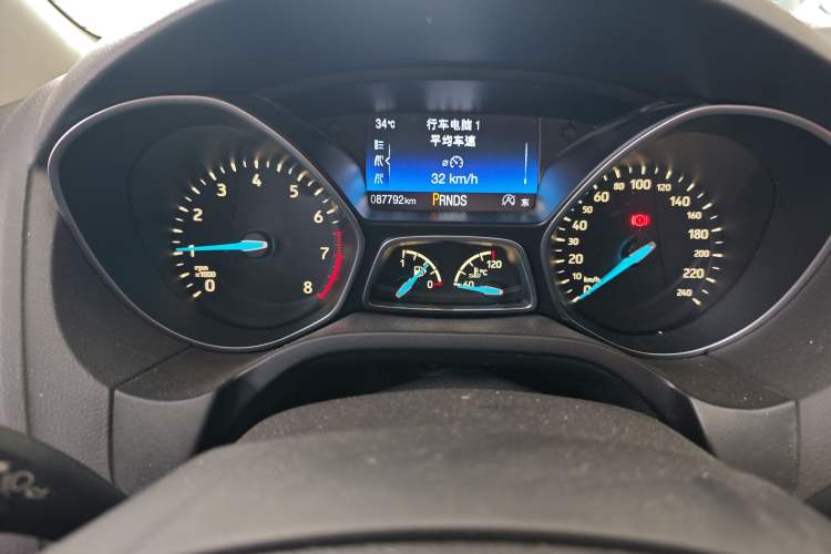 Used Ford Focus 2017 Sedan EcoBoost 180 Automatic Elite Model Instrument Cluster