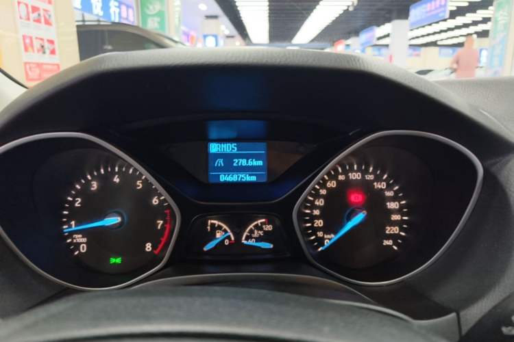 Used Ford Focus 2017 Hatchback 1.6L Automatic Comfort Plus SmartDrive Edition Instrument Cluster