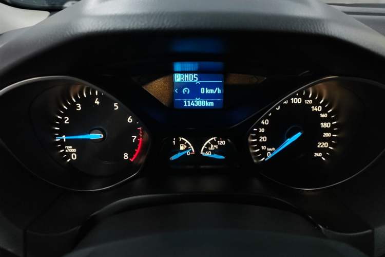 Used Ford Focus 2017 Sedan EcoBoost 125 Automatic Supreme Style SmartDrive Edition Instrument Cluster