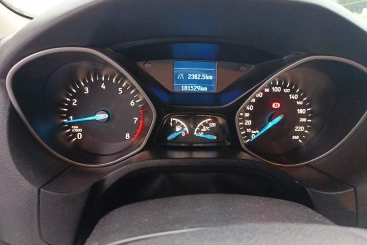 Used Ford Focus 2017 Sedan 1.6L Manual Comfort Plus SmartDrive Edition Instrument Cluster