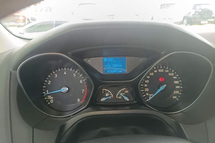 Used Ford Focus 2017 Hatchback 1.6L Automatic Fashion Edition Smart Drive Version Instrument Cluster