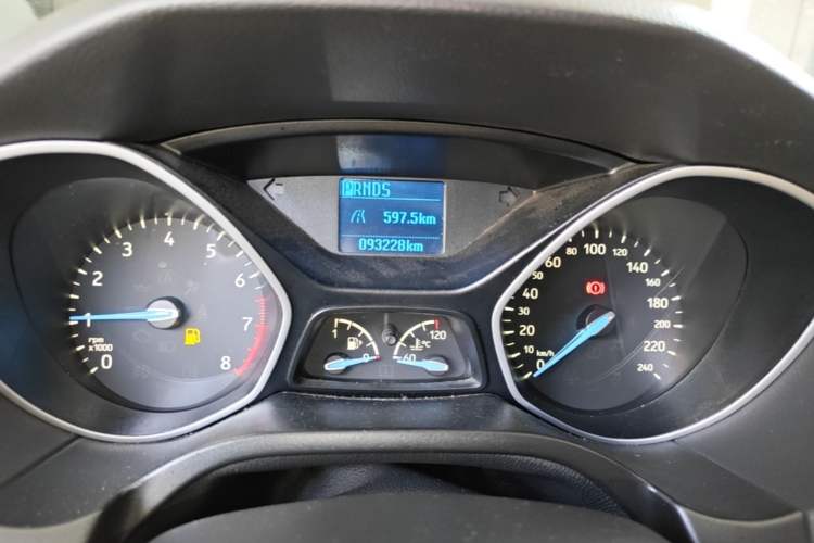 Used Ford Focus 2017 Sedan 1.6L Automatic Comfort Plus SmartDrive Edition Instrument Cluster