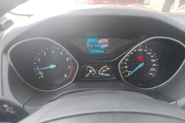 Used Ford Focus 2017 Hatchback 1.6L Automatic Comfort Plus SmartDrive Edition Instrument Cluster