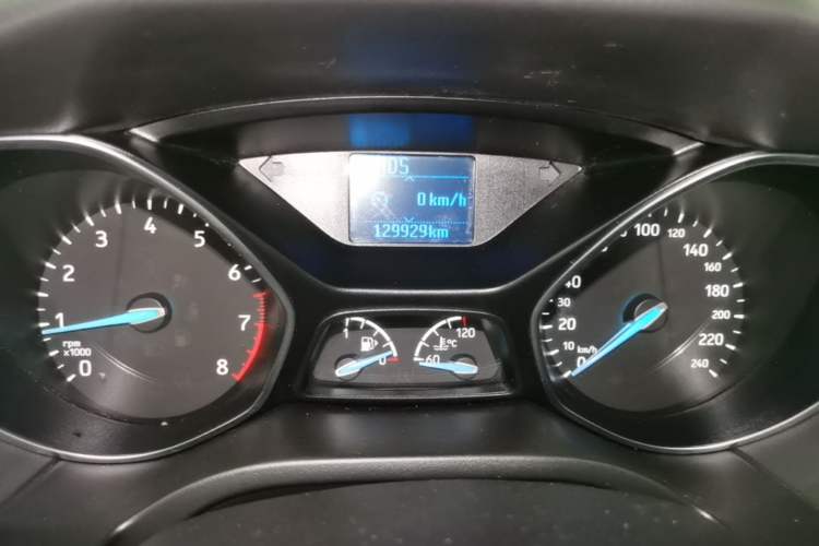 Used Ford Focus 2017 Hatchback 1.6L Automatic Fashion Edition Smart Drive Version Instrument Cluster