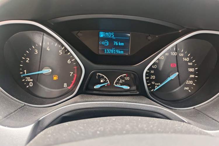 Used Ford Focus 2017 Hatchback EcoBoost 125 Automatic - Ultra-Powerful Style Edition with Smart Drive Features Instrument Cluster