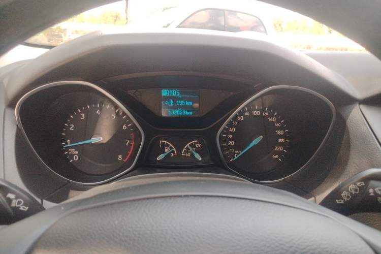 Used Ford Focus 2017 Hatchback 1.6L Automatic Fashion Edition Smart Drive Version Instrument Cluster