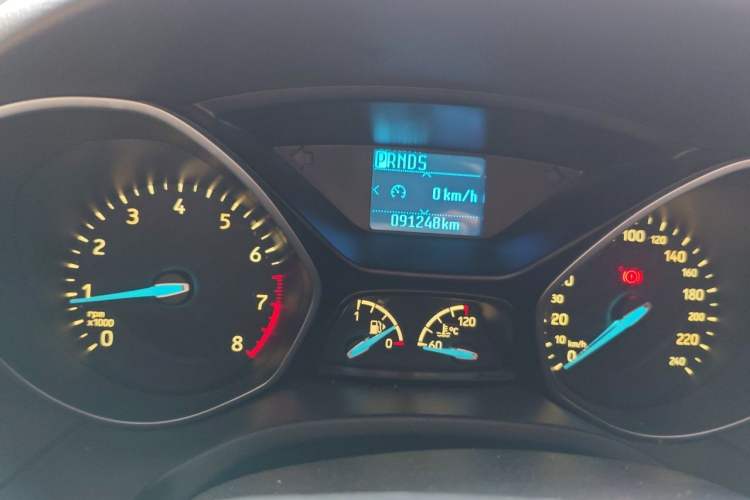 Used Ford Focus 2017 Hatchback 1.6L Automatic Fashion Edition Smart Drive Version Instrument Cluster
