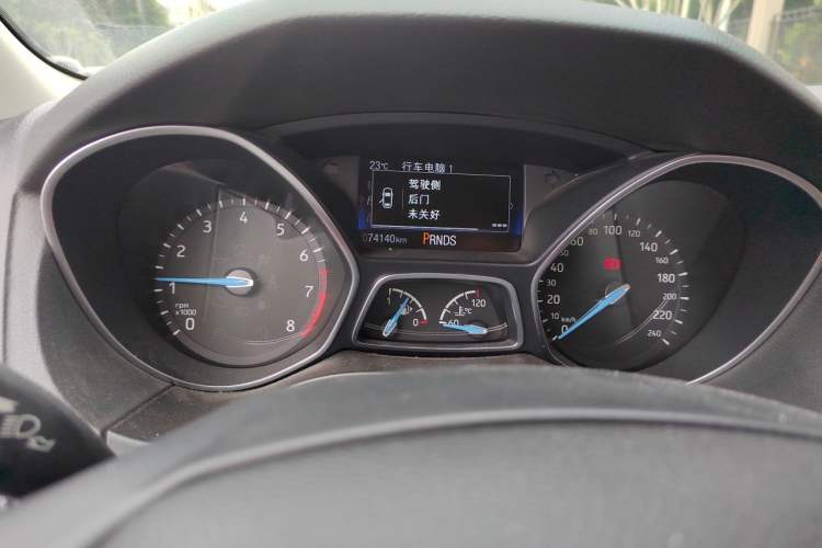 Used Ford Focus 2017 Sedan EcoBoost 180 Automatic Elite Model Instrument Cluster