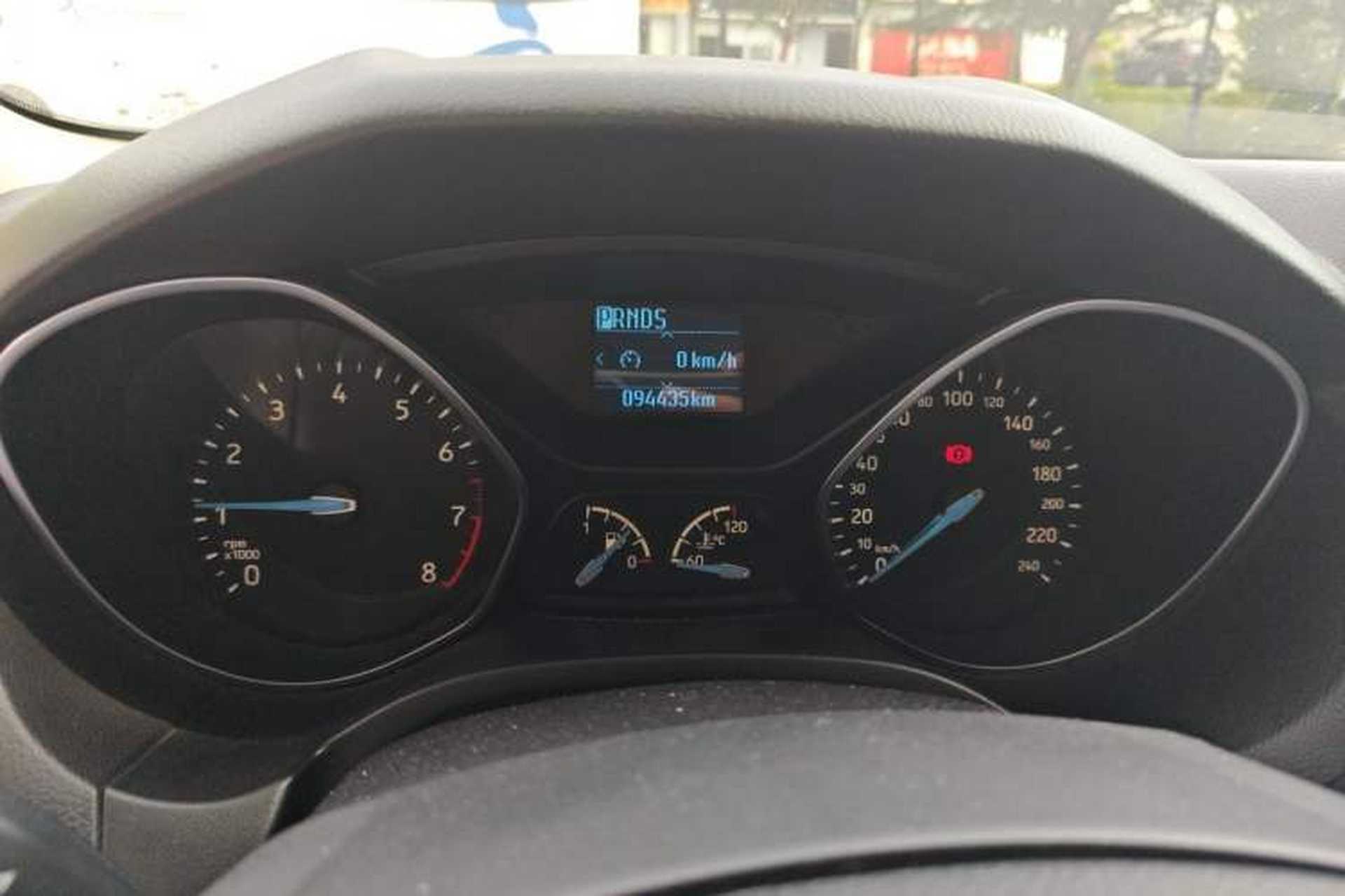 Used Ford Focus 2017 Hatchback 1.6L Automatic Fashion Edition Smart Drive Version Instrument Cluster