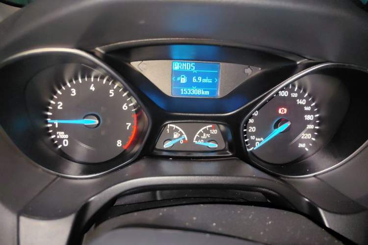 Used Ford Focus 2017 Sedan 1.6L Automatic Fashion Edition Smart Drive Version Instrument Cluster