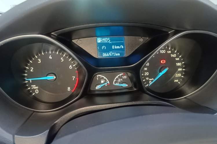 Used Ford Focus 2017 Hatchback 1.6L Automatic Fashion Edition Smart Drive Version Instrument Cluster
