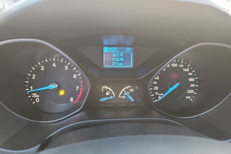Used Ford Focus 2017 Sedan EcoBoost 125 Automatic Supreme Style SmartDrive Edition Instrument Cluster