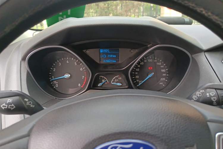 Used Ford Focus 2017 Hatchback 1.6L Automatic Fashion Edition Smart Drive Version Instrument Cluster