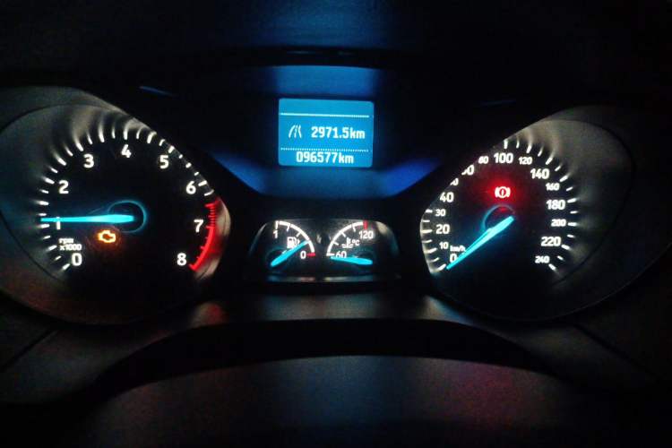 Used Ford Focus 2017 Sedan 1.6L Manual Comfort Plus SmartDrive Edition Instrument Cluster
