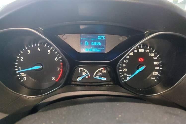 Used Ford Focus 2017 Hatchback 1.6L Manual Fashion Edition SmartDrive Version Instrument Cluster
