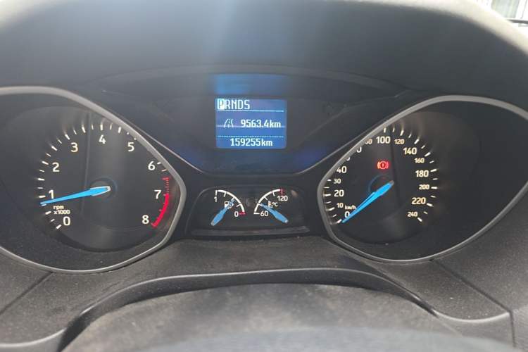 Used Ford Focus 2017 Sedan 1.6L Automatic Comfort Plus SmartDrive Edition Instrument Cluster