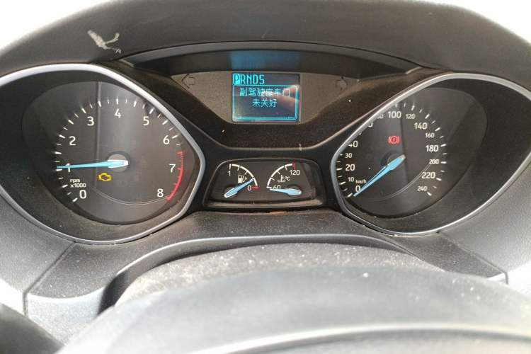 Used Ford Focus 2017 Sedan EcoBoost 125 Automatic Supreme Style SmartDrive Edition Instrument Cluster