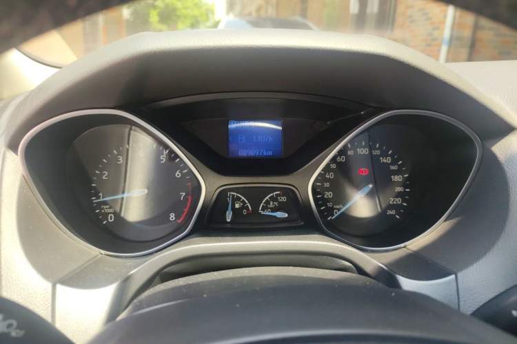 Used Ford Focus 2017 Sedan 1.6L Automatic Fashion Edition Smart Drive Version Instrument Cluster